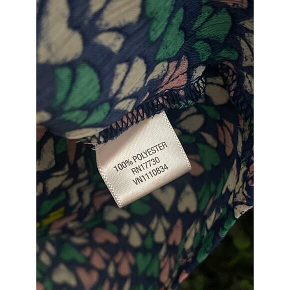 Mossimo, lightweight Blouse, hearts, Size S - Picture 7 of 7